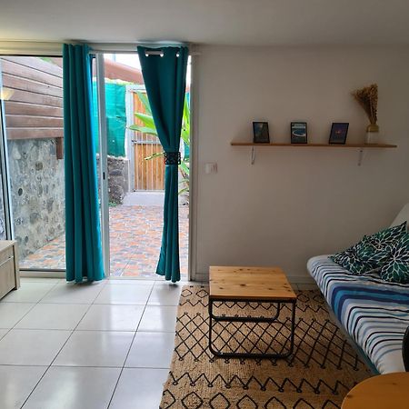 Ti Coin Tranquille Apartment L'Etang-Sale Ngoại thất bức ảnh