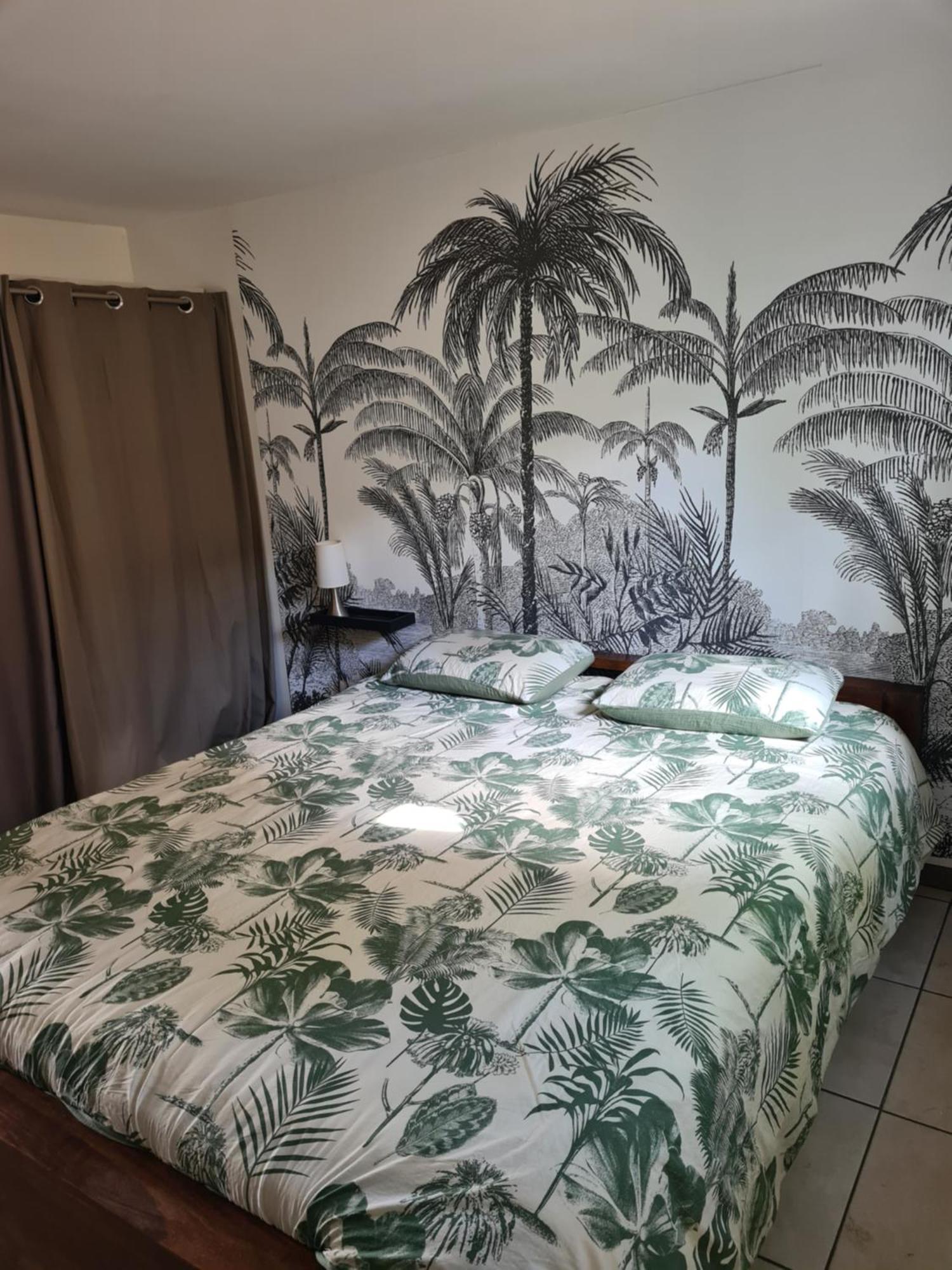 Ti Coin Tranquille Apartment L'Etang-Sale Ngoại thất bức ảnh